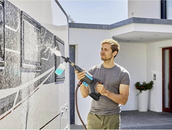 GARDENA AquaClean 24/18V P4A - Accu-Hochdruckreiniger - 24 bar - Premium Set