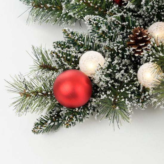Black Box Trees Kaprun Weihnachtskranz Stern mit warmweißen LED-Lichtern - Ø60 cm - Grün gefrostet, Rot