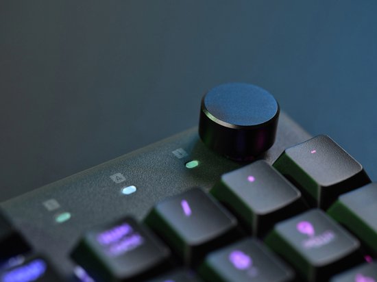 Trust GXT 866 Torix – Mechanische Gaming-Tastatur – Voll-RGB – Weiße Schalter – PC/PS5 – US-QWERTY – Schwarz