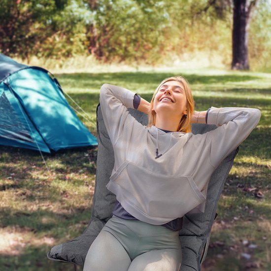 TRVLMORE Campingstuhl - Zusammenklappbar - Inkl. Tragetasche - Campingstuhl - Schmetterlingsstuhl - 136 kg Belastbarkeit - Grau