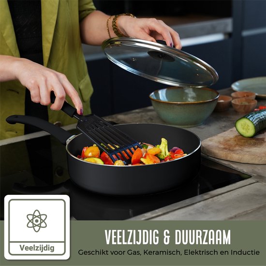COOCK 19-teiliges Induktionskochgeschirr-Set - Spezielle Antihaftbeschichtung - Ergonomische Kaltgriffe - Recyceltes Aluminium - Bratpfannen-Set - Kochtopf-Set - Schwarz - Inklusive Untersetzer und E-Book