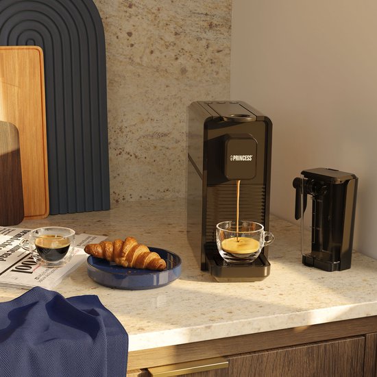 Princess Kapsel-Kaffeemaschine mit Milchaufschäumer - 249455 - Geeignet für Nespresso - 20 Bar - Espresso, Cappuccino & Latte - Kompakt - Automatisches Milchsystem - 1400 W