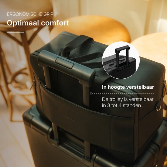 ONYX Hybrid Pro Handgepäck Koffer mit Fronttasche 38 Liter - Recyceltes Polycarbonat und reißverschlussloses Design - Reisekoffer mit TSA-Schloss und Spinner-Rädern - Leichter Trolley mit Laptop-Fach - Onyx Schwarz