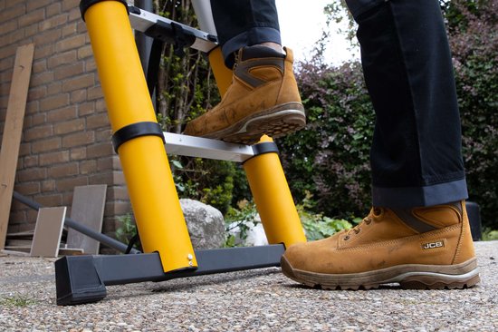 JCB by Batavia Teleskopleiter Limited Edition - Ausgestattet mit Soft-Close-System und Winkelindikator und rutschfesten Sprossen - Für Profis und Heimwerker - Silber Aluminium - 83 - 327 x 83,5 x 8 cm