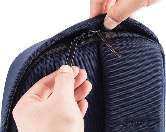 XD Design Bobby Sling - Anti-Diebstahl-Rucksack 4 Liter - Dunkelblau