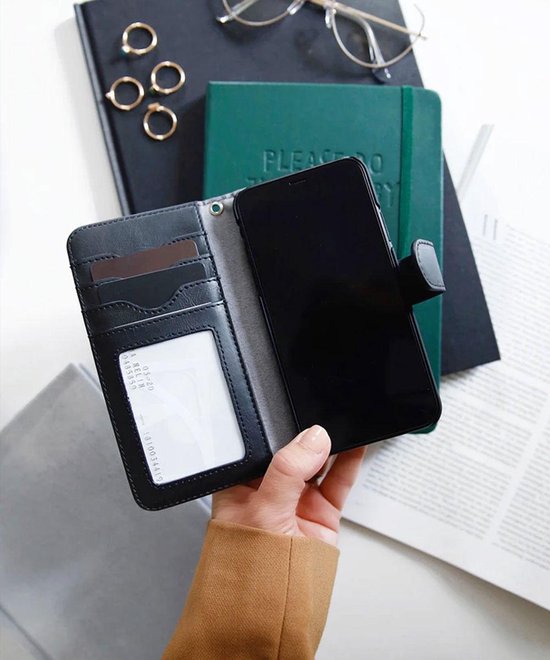 iDeal of Sweden iPhone XS Max Magnet Wallet+ Case Schwarz