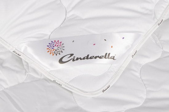 Cinderella Mellow Duvet Sommer - 1 Person - Synthetische Füllung - Baumwoll-Inlett - Anti-Allergie - 140x220 cm