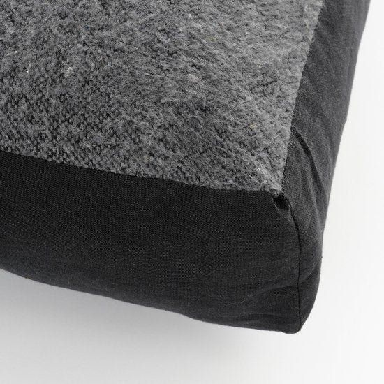 In The Mood Collection Chrissy Bodenkissen - L57 x B57 x H10 cm - Recycelte Baumwolle - Anthrazit