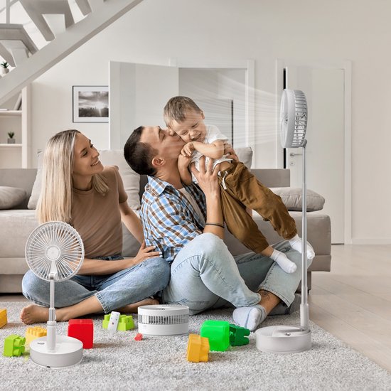 Vulpes Goods® Tech Wireless Tripod Fan - 4-in-1 wiederaufladbarer Ventilator - Leise & einstellbar - PRO Version - Weiß
