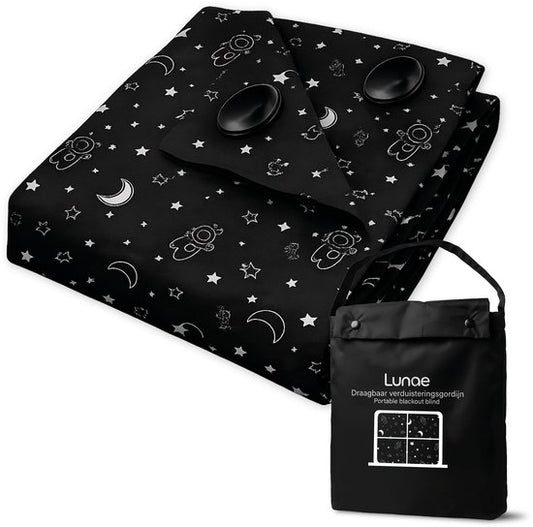 Lunae Tragbarer Verdunkelungsvorhang mit Saugnäpfen – 200 x 130 cm – Verdunkelungsstoff in Schwarz – 100 % lichtundurchlässiger Blackout-Vorhang – Alternative zu verdunkelnder Fensterfolie – Verdunkelungsvorhänge