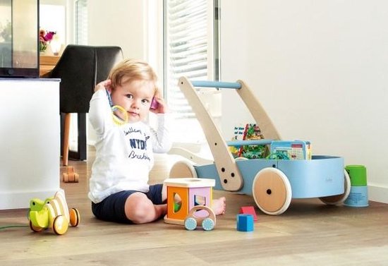 Laufwagen aus Holz – Massives Buchenholz in Pastellblau und naturlackiert – Ein schönes Geschenk für Nikolaus oder Weihnachten