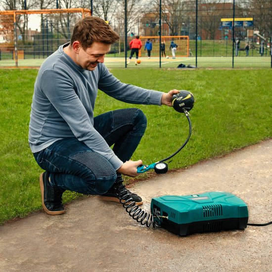 VONROC Tragbarer Kompressor - 1100W - 8 bar - Ölfrei - 180 l/m - Inkl. 11 Zubehörteile