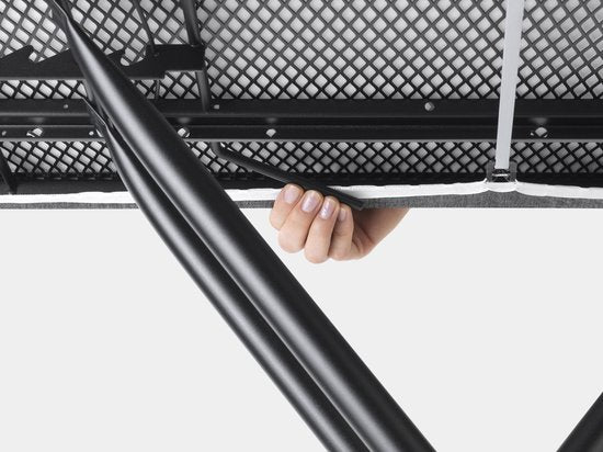 Brabantia - Bügeltisch C - mit Dampftuning-Halterung - 124 x 45 cm - Metallisiert