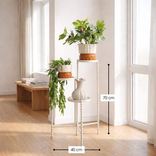 Mica Decorations Salvo Pflanzenregal – Pflanzenständer für Zimmerpflanzen – Pflanzentisch für den Innenbereich – Pflanzenuntersetzer mit drei Ablagen – 40 x 40 x 70 cm – Eisen – Offwhite