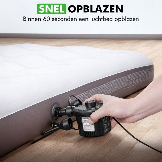 Travelhawk Elektrische Luftpumpe - Elektrische Pumpe Luftbett - Inklusive Stecker und Autoladegerät - Kompakt - Praktisch für Camping - 12V und 220V -.
