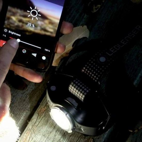 Ledlenser MH11 - Stirnlampe - Wiederaufladbar - 1000 Lumen - Fokussierbar - App-Steuerung - Grau