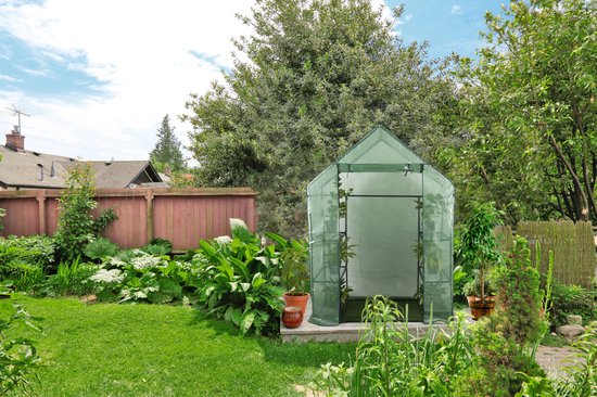 Kinzo Gartengewächshaus - Kunststoffgewächshaus - Gartengewächshaus mit 3 Etagen - Metallrahmen - wasserdichte Abdeckung - 143 x 73 x 195 CM - Grün