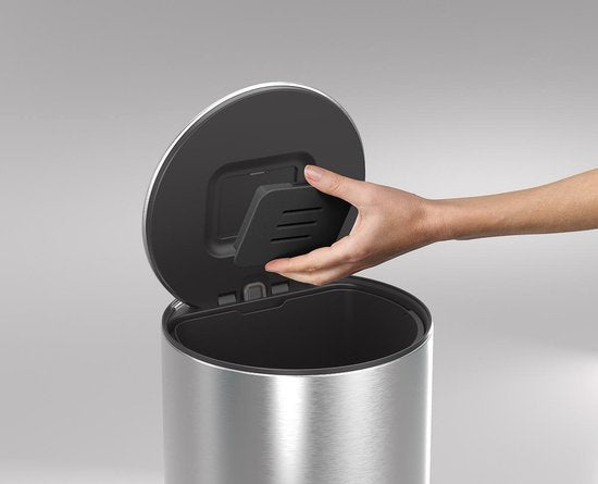 Joseph Joseph Arc 30 Liter schlanker Treteimer mit Innenbeutel - Edelstahl