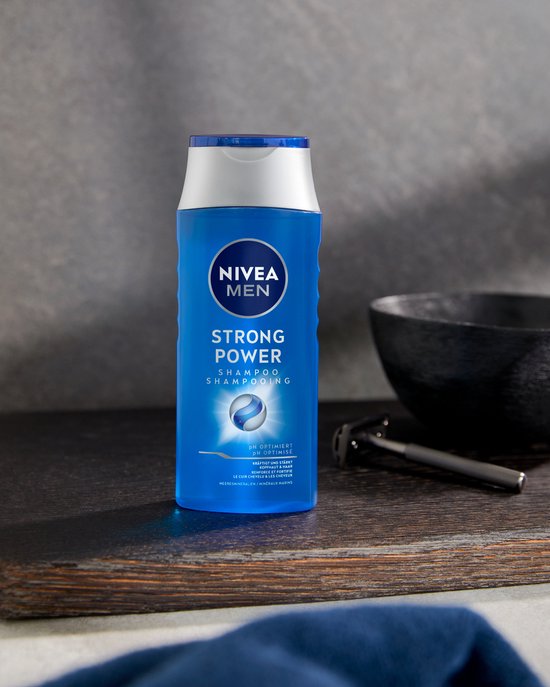 NIVEA MEN Strong Power Hair Shampoo - Angereichert mit Meeresmineralien - Sanfte Formel Haarshampoo - Vorteilspackung - 6 x 250 ml