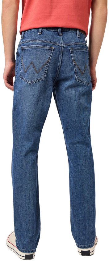 Wrangler Herren Jeans Hose STRAIGHT regular/straight Fit Blau 33W / 30L Erwachsene