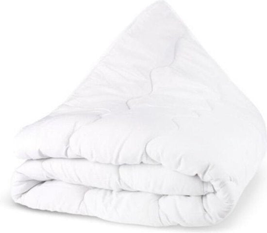 Silver Star Winter Bettdecke 200x200cm 100% Polyester