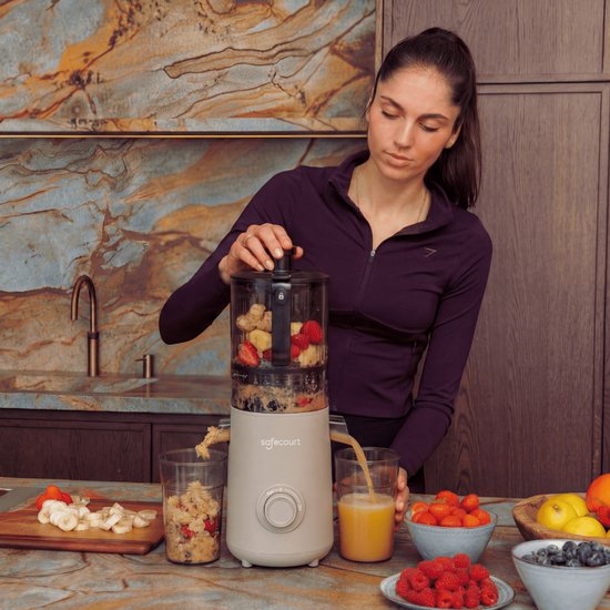 Safecourt Kitchen Slow Juicer XXL - leistungsstarker Motor [Vorschneider & Kaltpress-Technologie] - einfache Reinigung - BPA-frei - Entsafter Beige