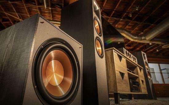 Klipsch Subwoofer R-100SW - 300W - Schwarz
