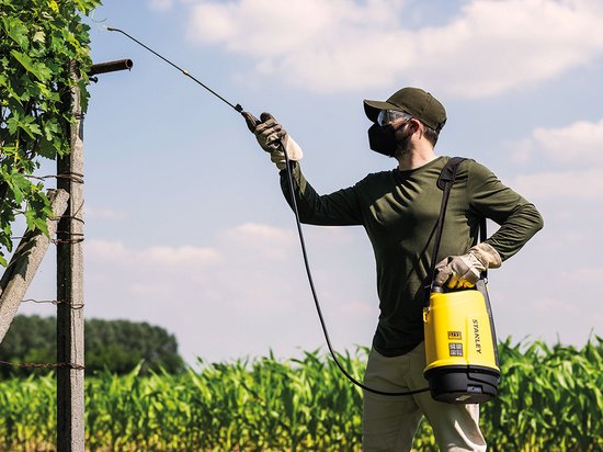 Stanley Drucksprühgerät 5 L, Drucksprühgerät, Gartensprühgerät, elektrisch, wiederaufladbare Lithium-Batterie, Teleskop-Lanze, verstellbare Düse, Autonomie 2,5 h, max 2 bar, 0,33 L/Minute, gelb/schwarz