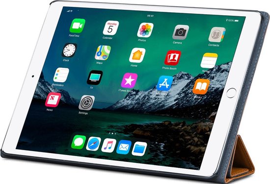 dbramante1928 - Risskov iPad Tasche (2017/2018) - 9.7 Zoll - Braunes Vollnarbenleder - Mit Standfunktion & Auto-Sleep - Handgefertigt & Langlebig - Luxuriöser Schutz