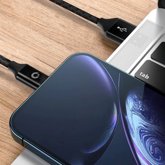 Auronic USB-C Kabel - 2M - 2.4A - USB C zu USB-A - Geflochtenes Nylon - Schwarz