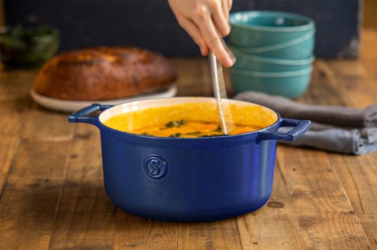 Saveur Selects - Voyage Ovale Kasserolle - Ø25 cm - Gusseisen - PFAS-frei - Induktion - Classic Blue
