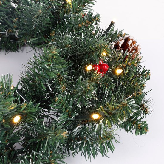 Black Box Trees Creston Set aus 2 Weihnachtsbäumen und 1 Kranz mit LED-Lichtern - Grün