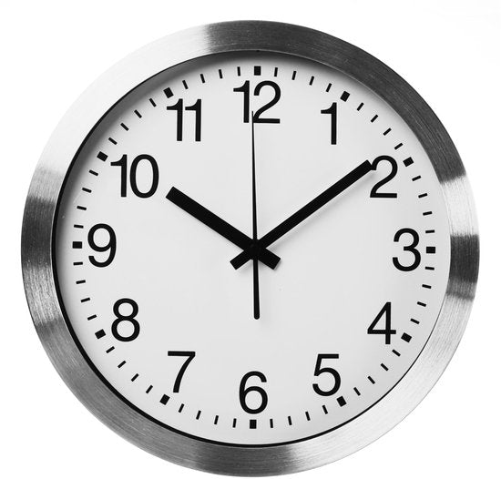 Perel Wanduhr 30 cm, analog, geräuschlos, mit automatischer DCF-Zeitsynchronisation, gut ablesbares Zifferblatt, silberfarbener Aluminiumrahmen, Uhr für Wohnzimmer, Küche, Büro oder Wartezimmer