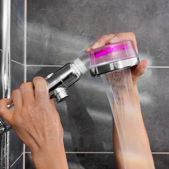 Aquadon EcoTornado – wassersparender & druckerhöhender Duschkopf – um 360° schwenkbare Handbrause – Duschkopf mit Antikalkfunktion – schützt Haut und Haare