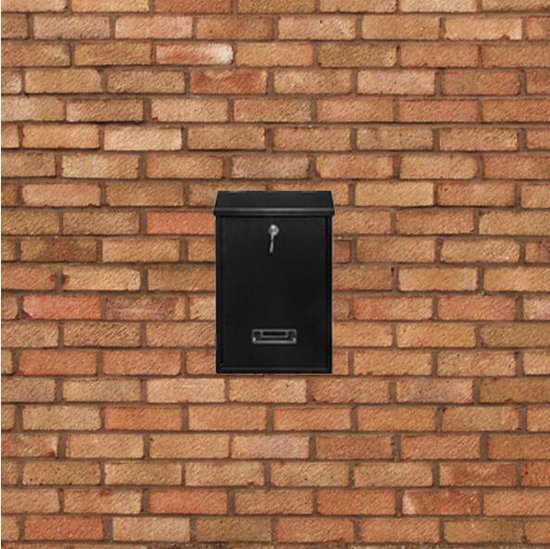 BRASQ Briefkasten Schwarz - Wandbriefkasten mit Schloss - Briefkästen - Moderner Briefkasten mit Namensschild - Inkl. Montagematerial & 2 Schlüssel - Schließzylinder - Edelstahl