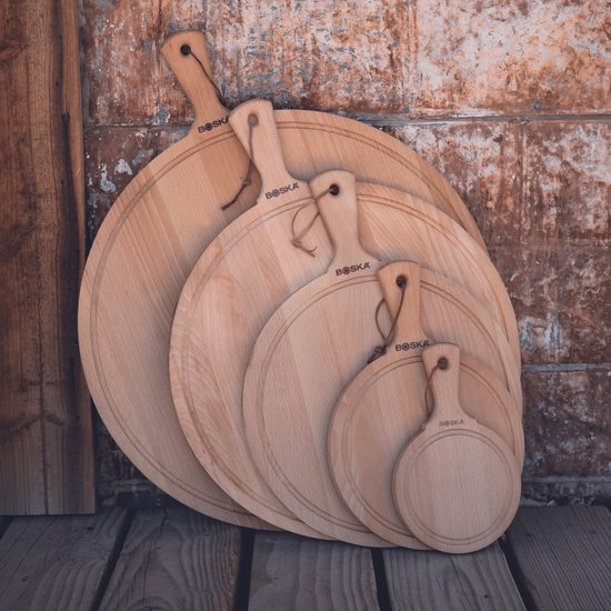 Boska Servierbrett Rund Amigo M - Servierbrett mit Griff - Rustikales Buchenholz - Braun - Ø 23,4 cm