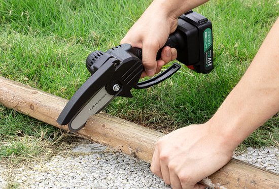 Hortensus Mini-Kettensäge - Inkl. Akku & Koffer - Akku 21 V – 10 cm
