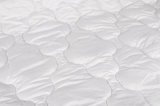 Cinderella Mellow Duvet Sommer - 1 Person - Synthetische Füllung - Baumwoll-Inlett - Anti-Allergie - 140x220 cm