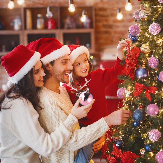 Weihnachtskugeln 100er Set - Kunststoff - matt - glänzend - glitzernd - 10 Motive - rosa