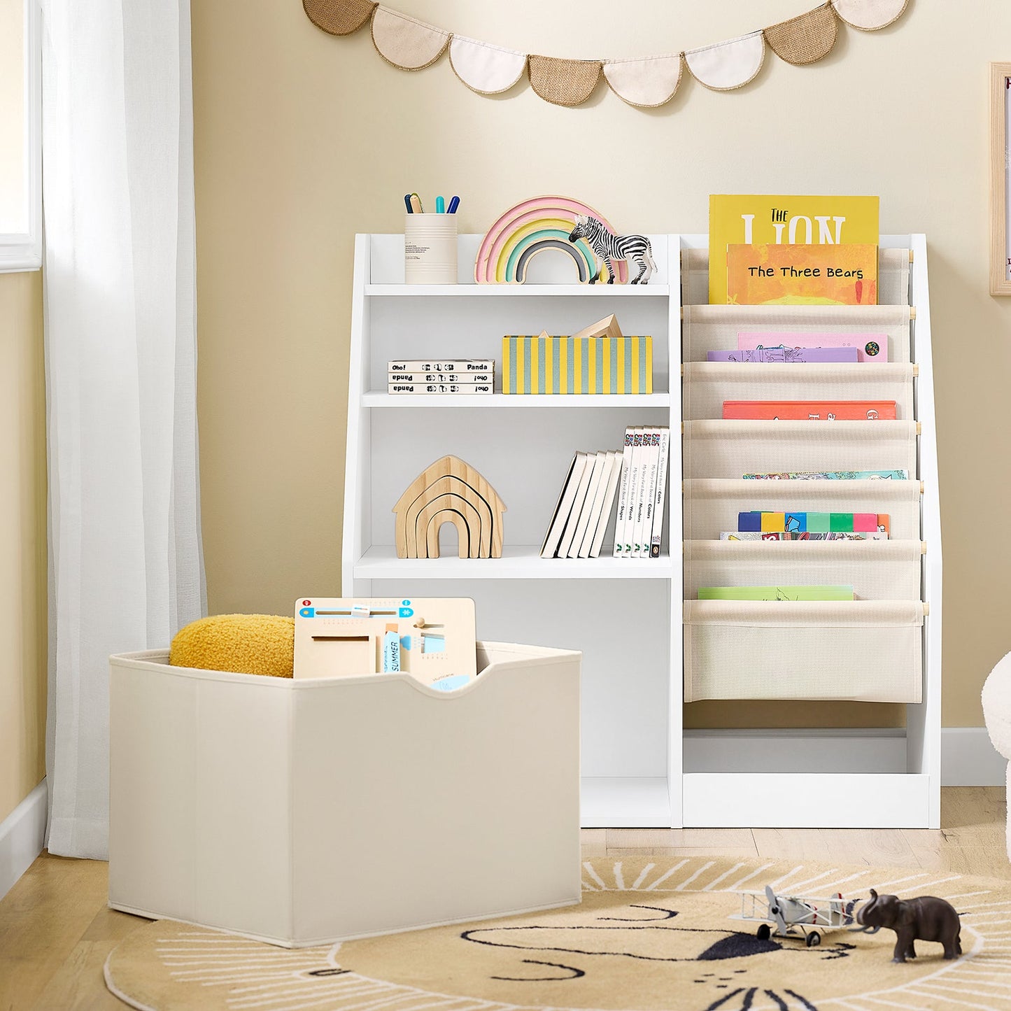 SoBuy KMB119-W Montessori-Kinderbuchregal 3 Ebenen mit Ablage und Stoffkörben, weiß, 80 x 40 x 80 cm