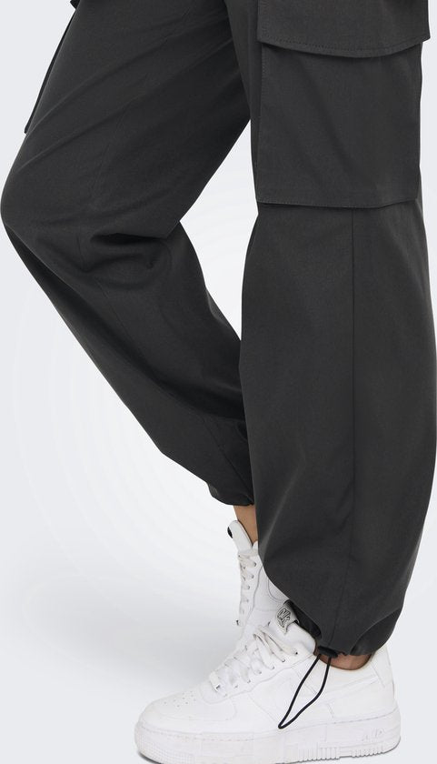Only 15301004 – Lange Hosen für Damen – Größe M/32