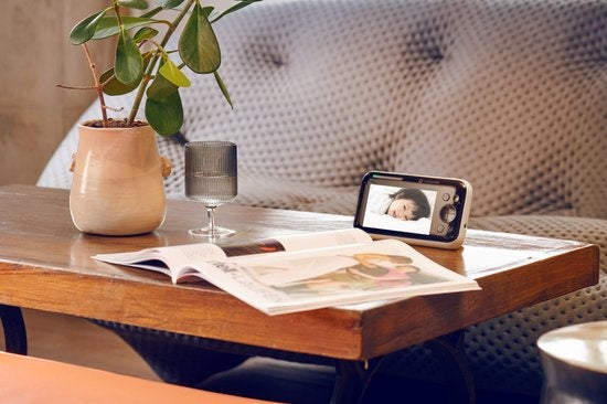 Motorola Nursery PIP 1610 Babyfoon - Baby Monitor met Camera en App - Nachtvisie - Wit