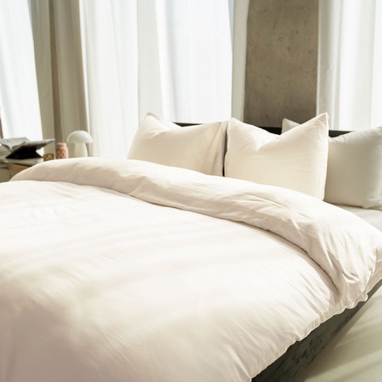 Kayori Emma Bettbezug aus Baumwollsatin – 140 x 200–220 cm + 1 Kissenbezug – Einzelbett – Offwhite