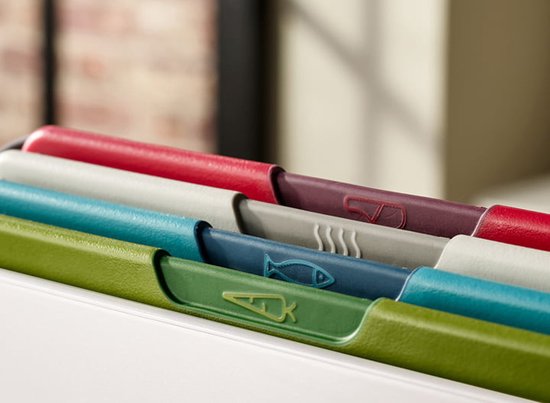 Joseph Joseph – Geschenkset „Folio Icon“ mit 4 Schneidebrettern im Halter, Arktisweiß – Polypropylen – Weiß