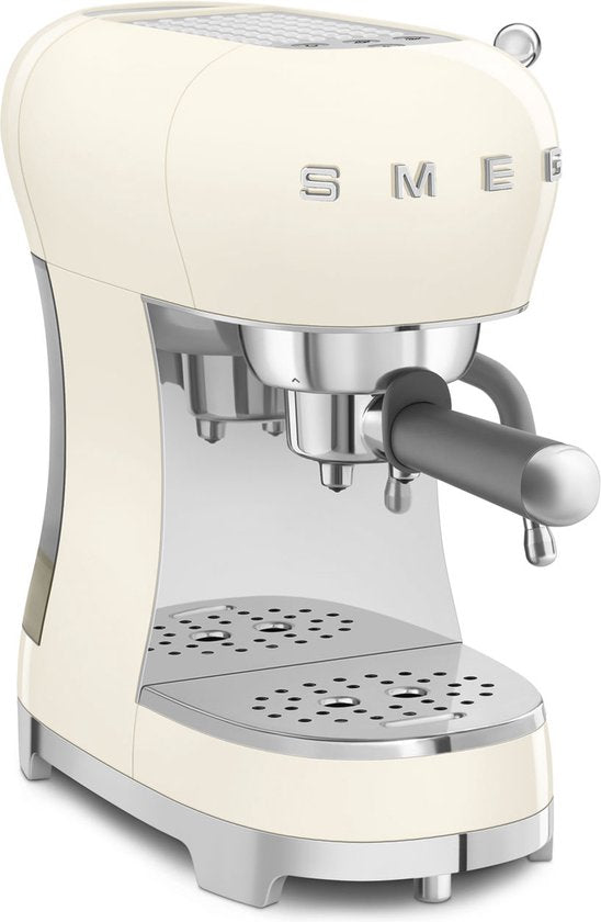 SMEG ECF02CREU Manuelle Espressomaschine – Kolbenmaschine – 15 bar – Thermoblock – Dampfdüse – Geeignet für gemahlenen Kaffee und E.S.E.-Pads – Stil der 50er Jahre – Creme