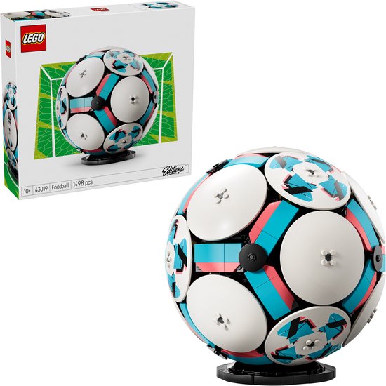 LEGO Editions Fußball – 3D-Display-Bausatz mit Mini-Stadion – Geburtstagsgeschenk für Jungen, Mädchen und Fußballfans ab 10 Jahren – 43019