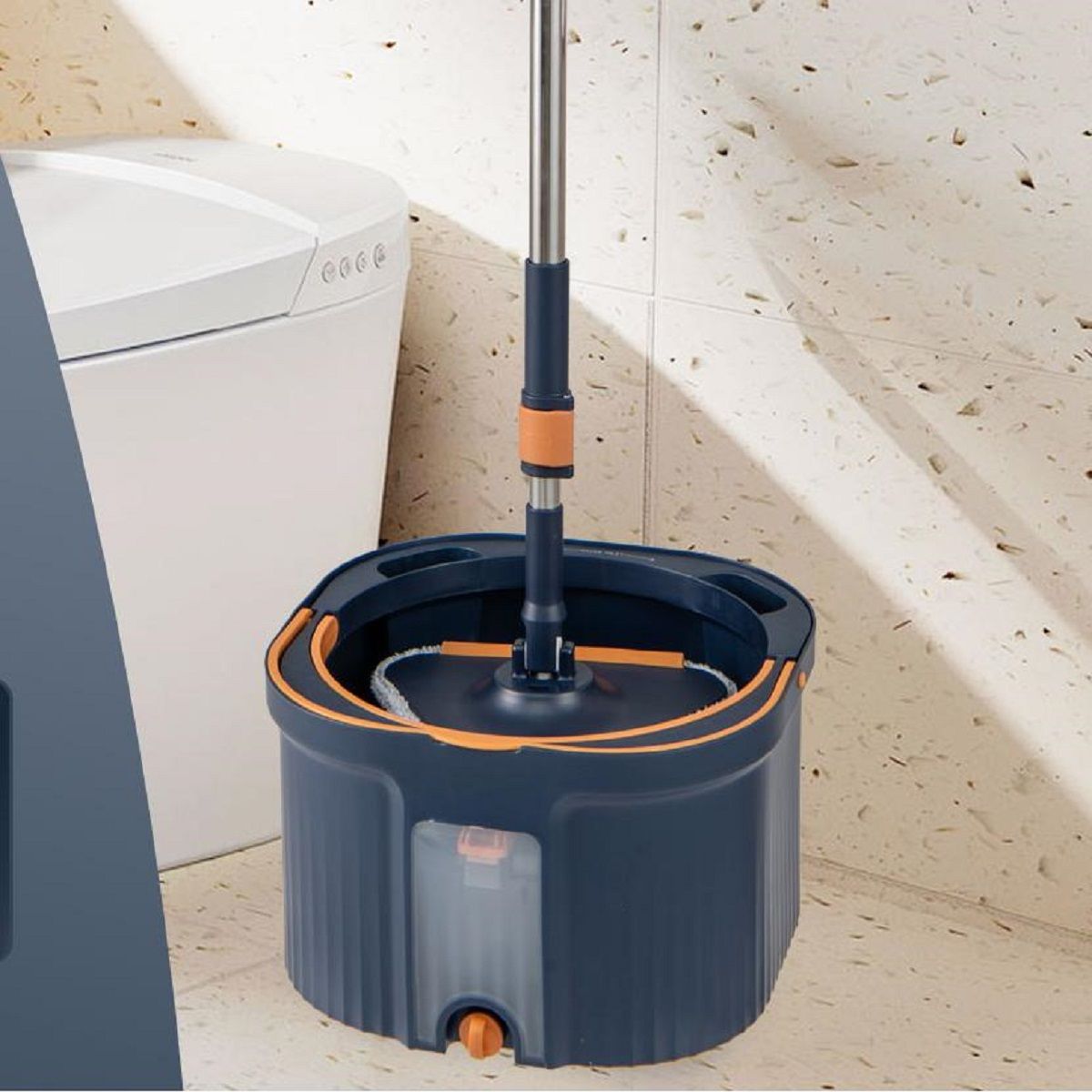 Coast Spinmopp und Eimerset – trennt sauberes und schmutziges Wasser – um 360° drehbarer Moppkopf – dunkelblau