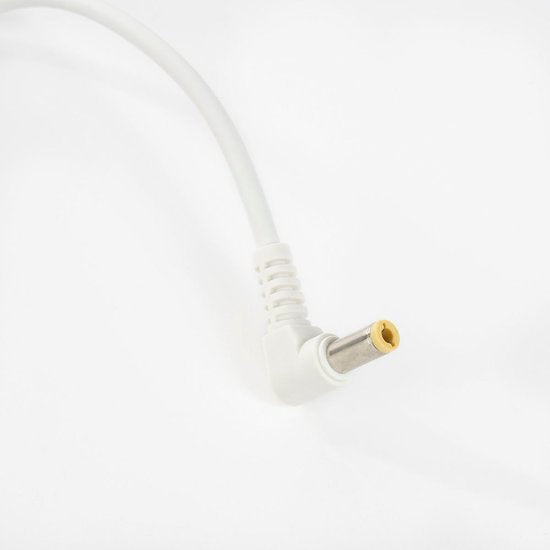 Luville Weihnachtsdorf-Schaltadapter 4,5 Volt mit 4 Steckern – Weihnachtsdekoration für den Innenbereich – Weihnachtsdekoration Miniaturwelt – Ersetzt das Batteriefach – 7 x 4 x 5 cm – Weiß