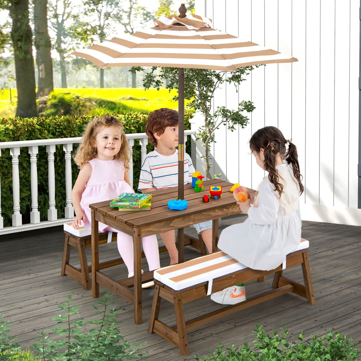 Coast Kids Picknicktisch mit Sonnenschirm und Kissen - 89 x 85 x 47 cm - Farbe Kaffee - Activity Tisch- und Stuhlset für drinnen und draußen