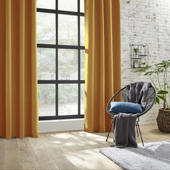 Atmosphera 2er-Set ockerfarbene Verdunkelungsvorhänge 135 x 240 cm – Fertig zum Aufhängen mit Ringen – Vorhänge – 2 Stück, ockerfarben